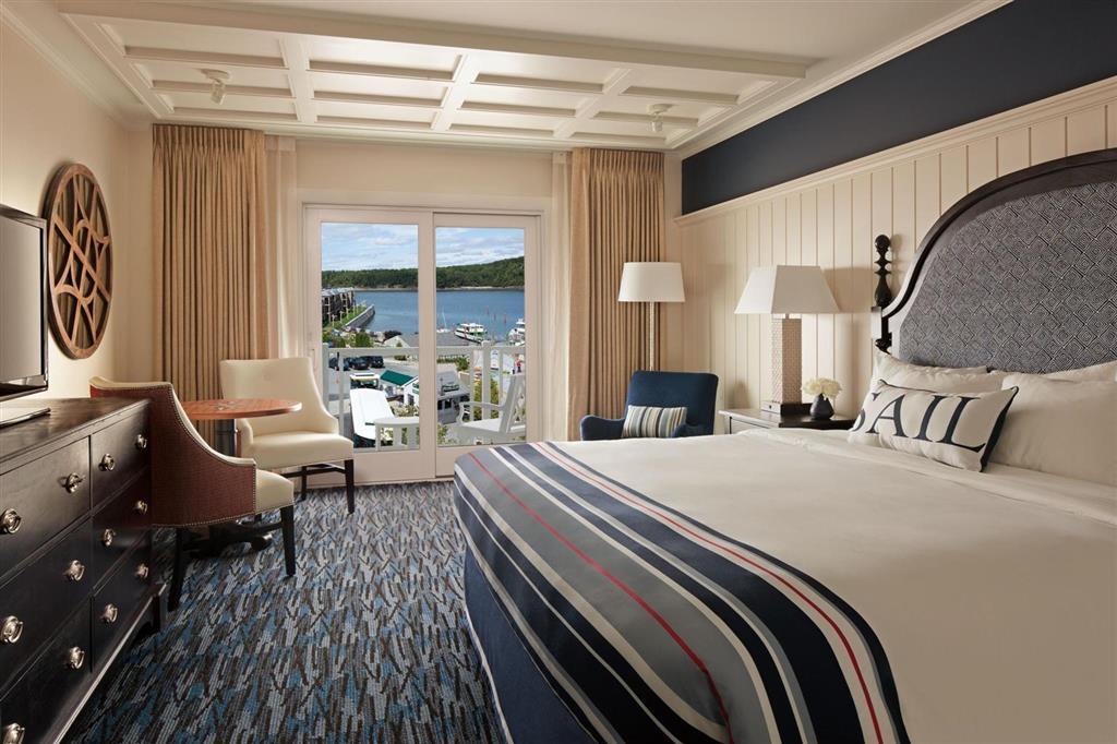 West Street Hotel Bar Harbor Room photo